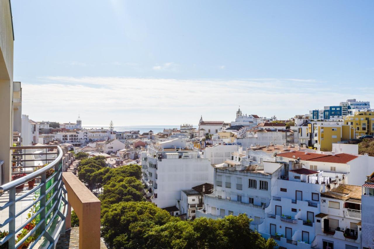 Amazing Apartment In Albufeira Exterior photo