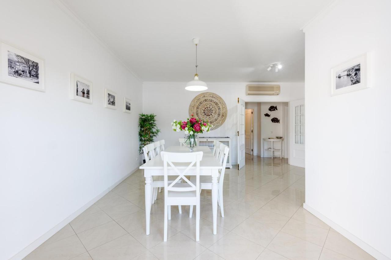 Amazing Apartment In Albufeira Exterior photo